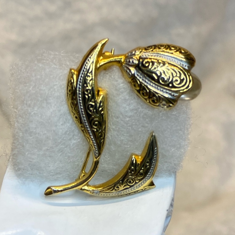 Vintage Damascene Flower Brooch Pin with Faux Pearl Center Beautiful EUC